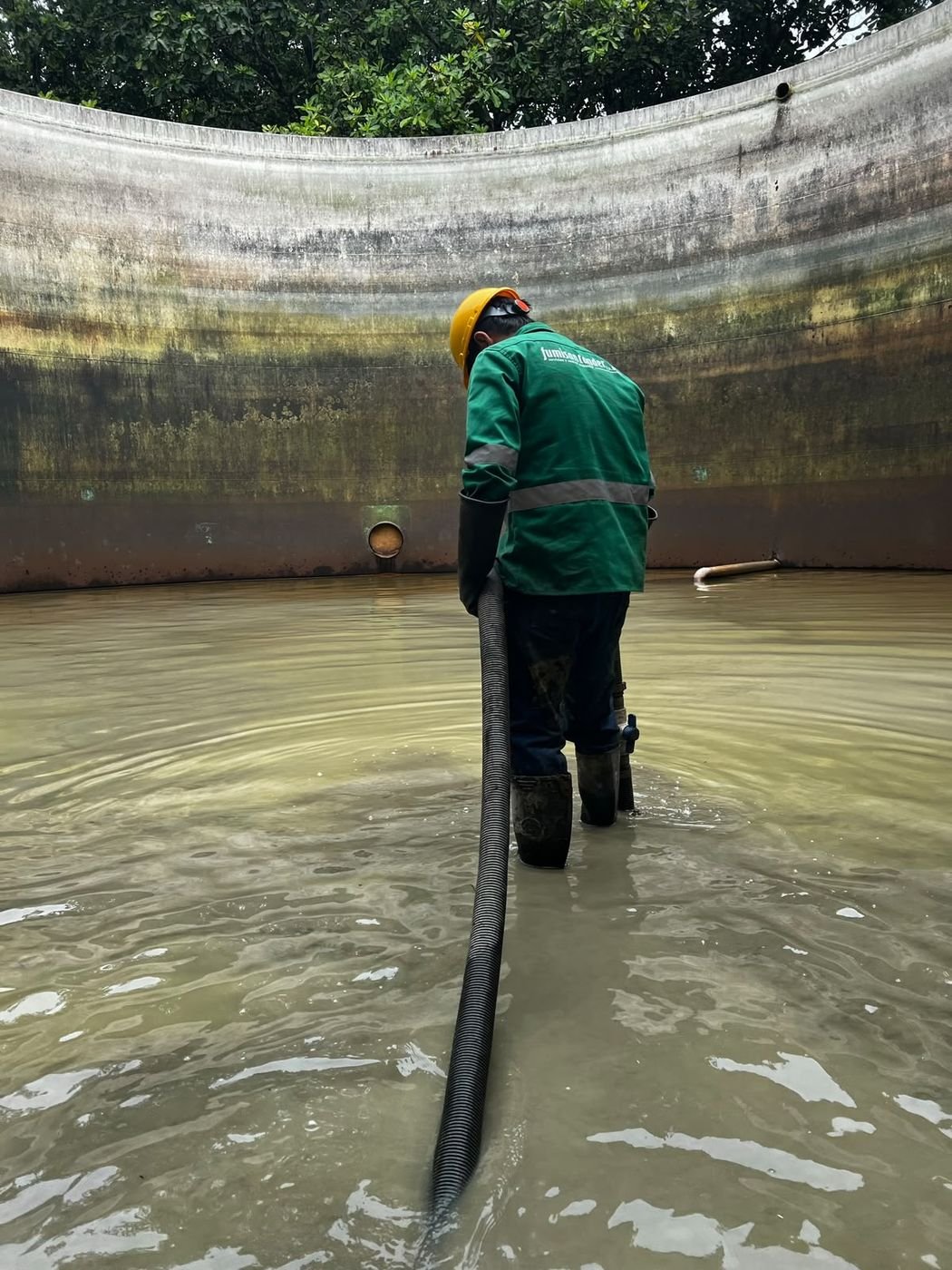 Lavado y desinfección de tanque de agua en Santander
