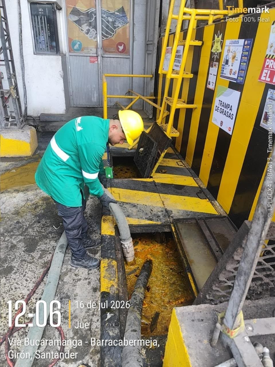 Trampa de grasa de un establecimiento en Girón, Santander